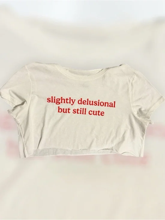 Slightly delusional but still cute crop top - Picture 1 of 2